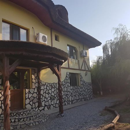 Constantin Si Elena Hotel Dunavatu de Jos ภายนอก รูปภาพ