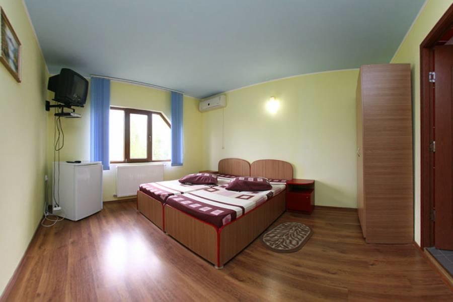 Constantin Si Elena Hotel Dunavatu de Jos ภายนอก รูปภาพ
